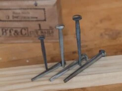 BT&C Cut Boat Nails