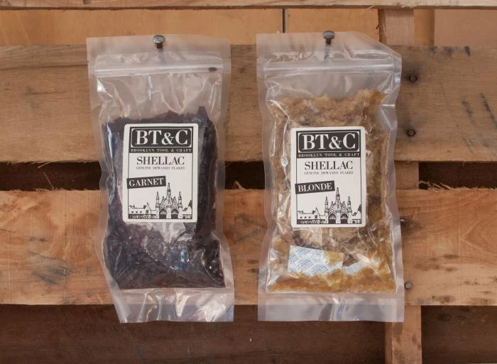 BT&C Dewaxed Shellac - Image 2