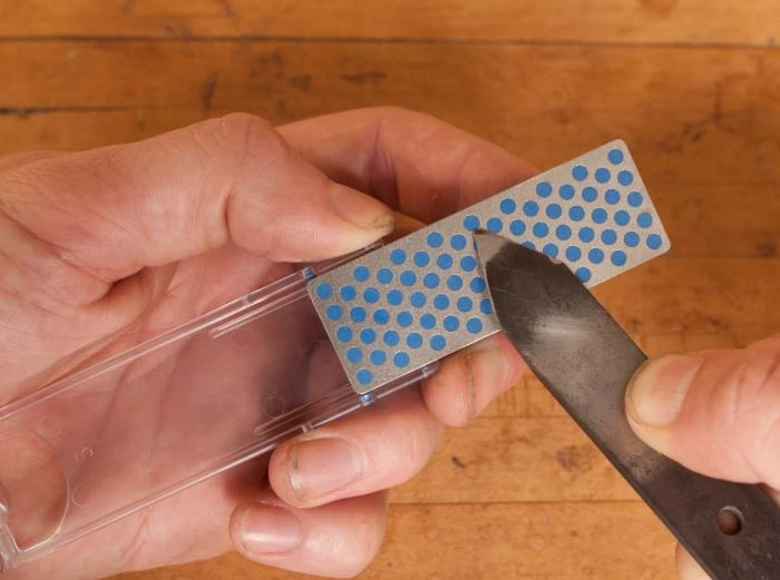 DMT Mini-Sharp Diamond Key-Chain Sharpener - Image 3