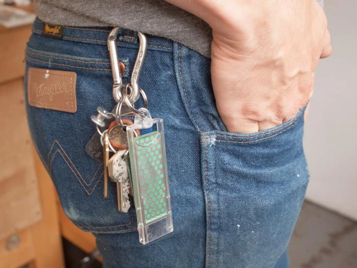 DMT Mini-Sharp Diamond Key-Chain Sharpener - Image 5