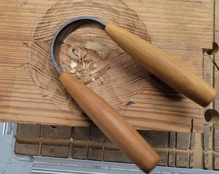 Spoon Carver's Scorp By Ray Iles